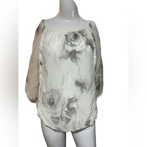 Elegant Floral Blouse with Sheer Sleeves